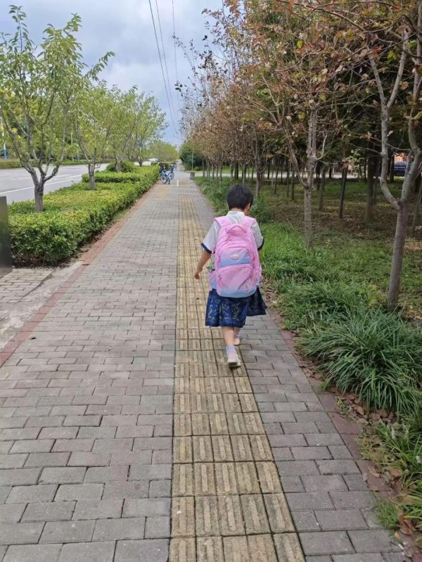 开云kaiyun.com她莫得姿色爆发地一下子躲开-kaiyun全站体育app下载